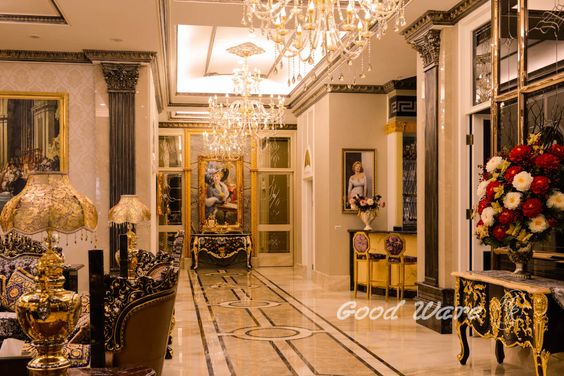 Corinthian order columns