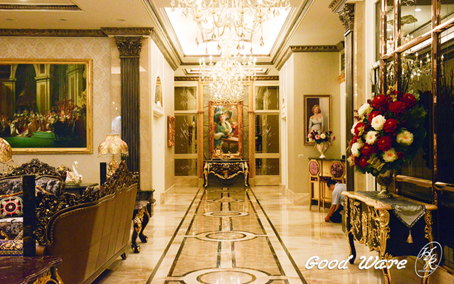 entrance door molding