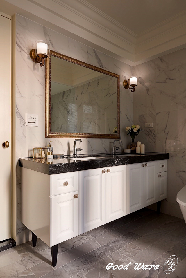 cabinet molding styles