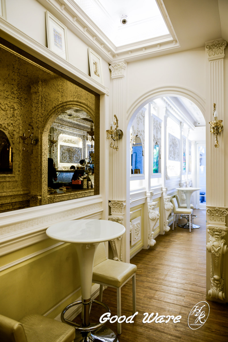 molding and trim style