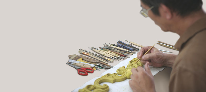 Customized Ornamental mouldings Design