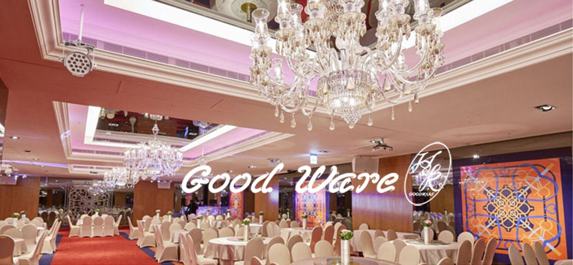 Wedding Reception Venues - The charm of the plain chair rail molding