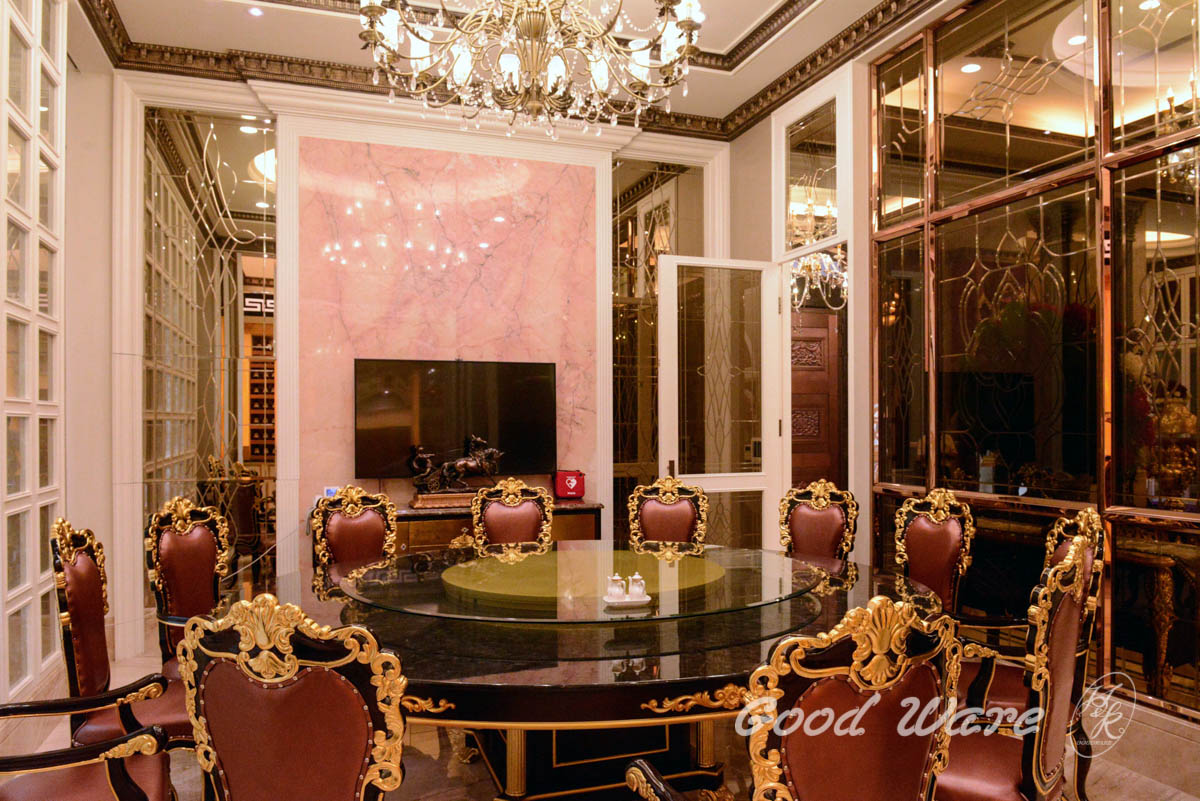 modern baroque interior design