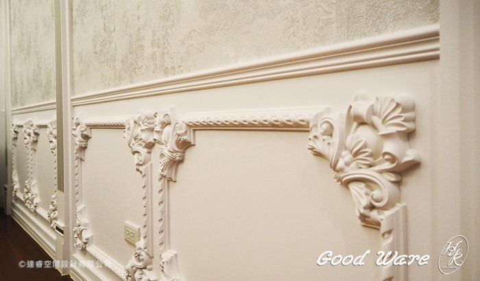 Rococo molding
