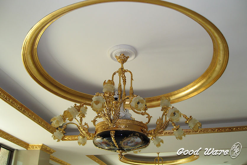 Easy to install crown molding