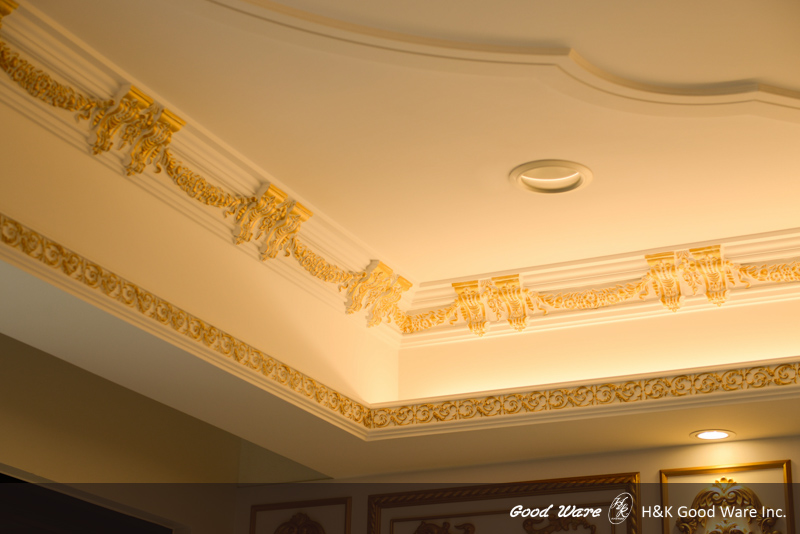 Crown molding for indirect lighting