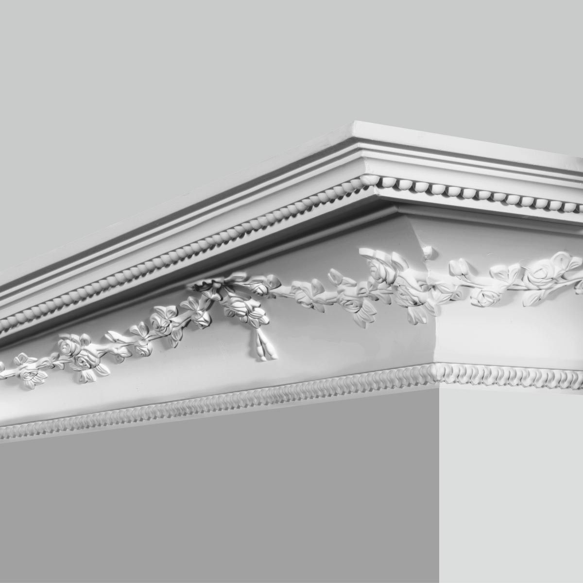 Polyurethane ornate cornice moulding