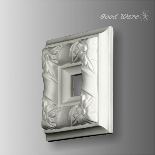 Polyurethane decorative corner molding