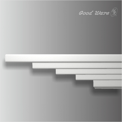 Polyurethane layered 7 inch crown molding