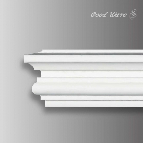 Decorative flexible molding for arches