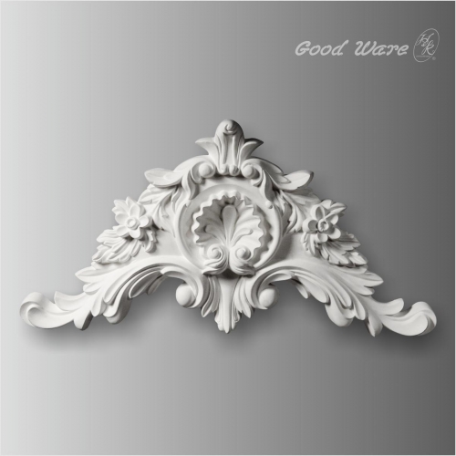 Shell center with scroll leaf onays