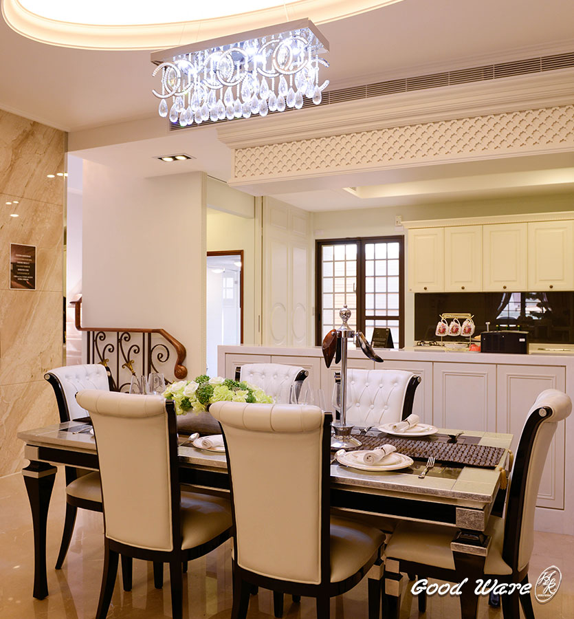 Kitchen Cabinet Molding and Trim Ideas