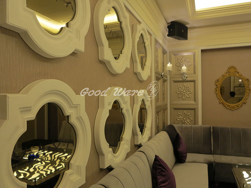 A Discription of Mirror Frame, polyurethane mirror frame