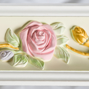 decorative mouldings